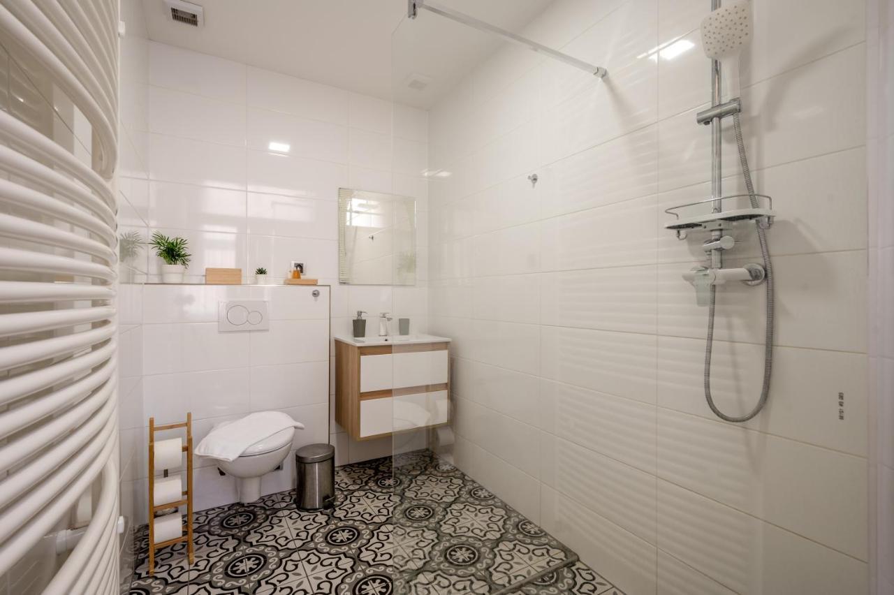 Premium Wenceslas Square Apartments براغ المظهر الخارجي الصورة