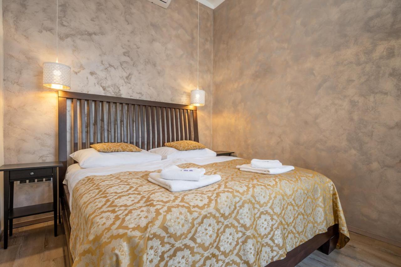 Premium Wenceslas Square Apartments براغ المظهر الخارجي الصورة